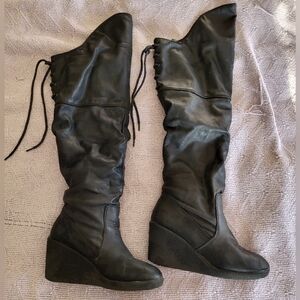 Black Slouchy Knee-high Boots